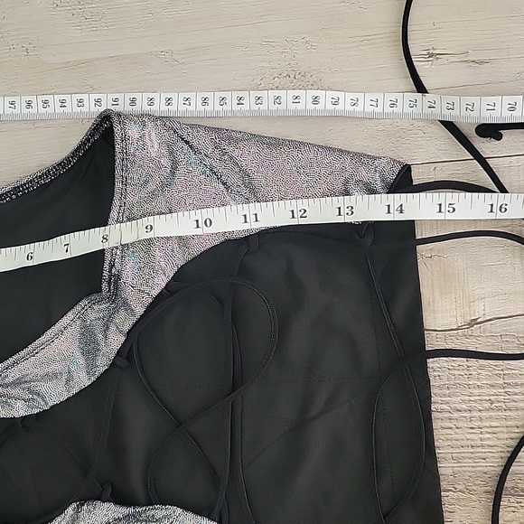 Women's Mini Metallic Hologram Two Piece Party Clubwear Beach Wear - Picture 9 of 16